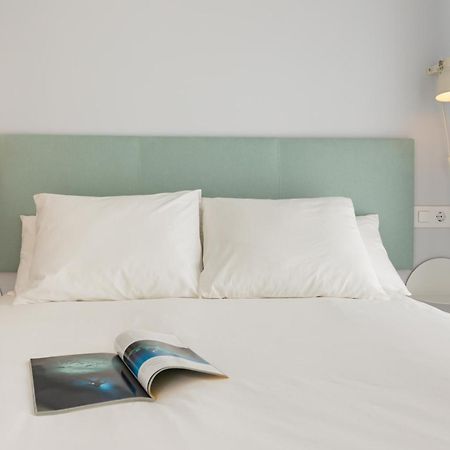 Charming 2 Bedroom Apartment At Iconic Triana Neighborhood By Ocityzen เซบีญา ภายนอก รูปภาพ