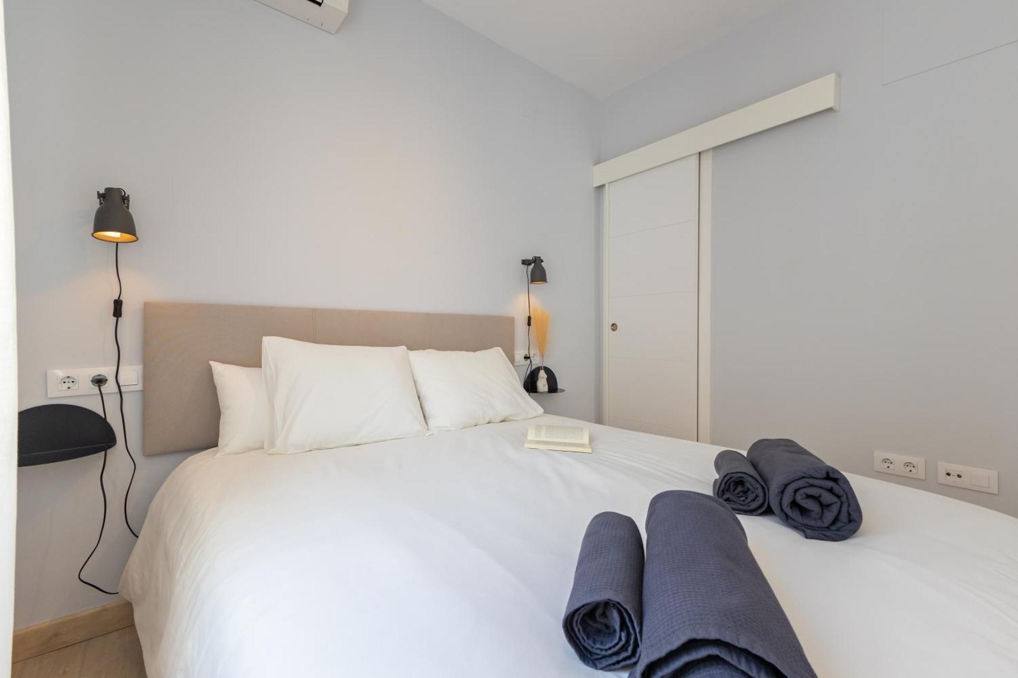 Charming 2 Bedroom Apartment At Iconic Triana Neighborhood By Ocityzen เซบีญา ภายนอก รูปภาพ