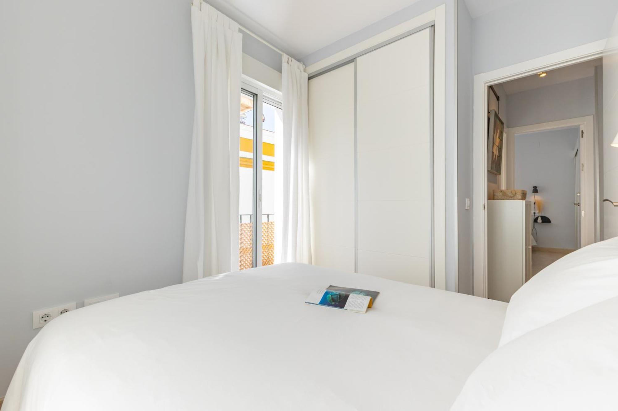 Charming 2 Bedroom Apartment At Iconic Triana Neighborhood By Ocityzen เซบีญา ภายนอก รูปภาพ