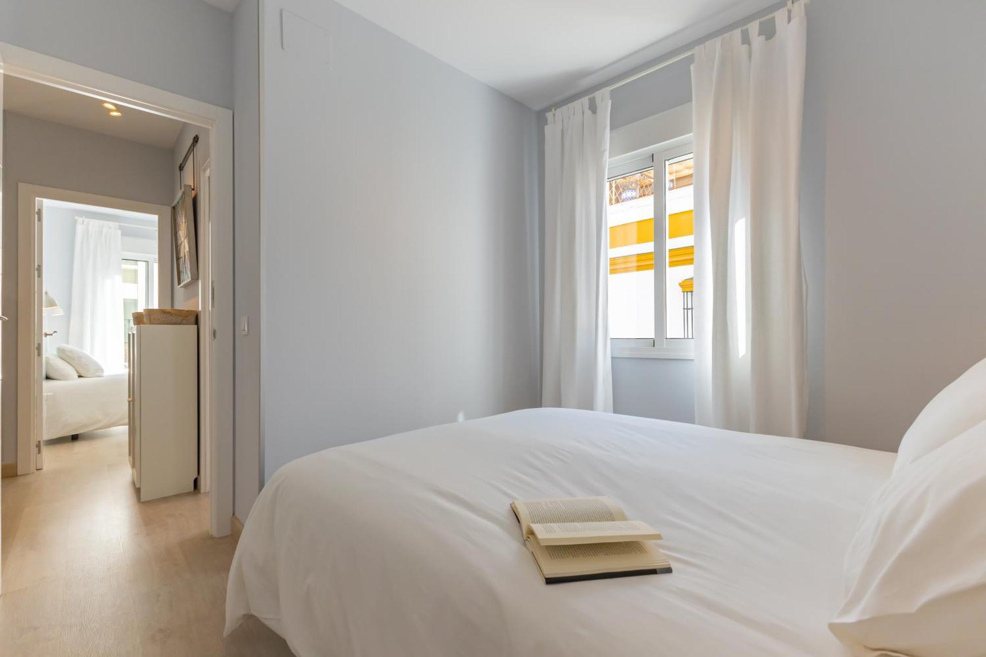 Charming 2 Bedroom Apartment At Iconic Triana Neighborhood By Ocityzen เซบีญา ภายนอก รูปภาพ